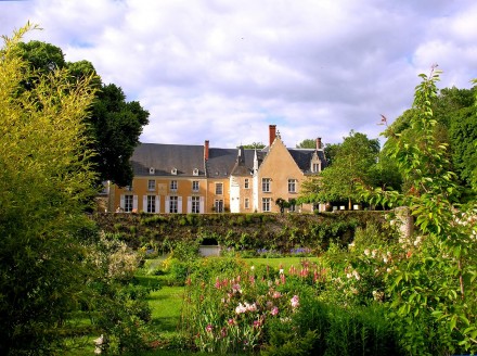 garden-view-chateau-barre-hotel-vanssay-loire-france