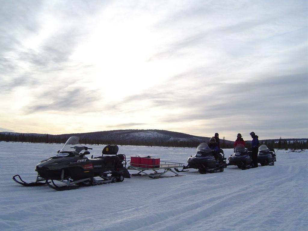 Snow mobile excursion in Lapland