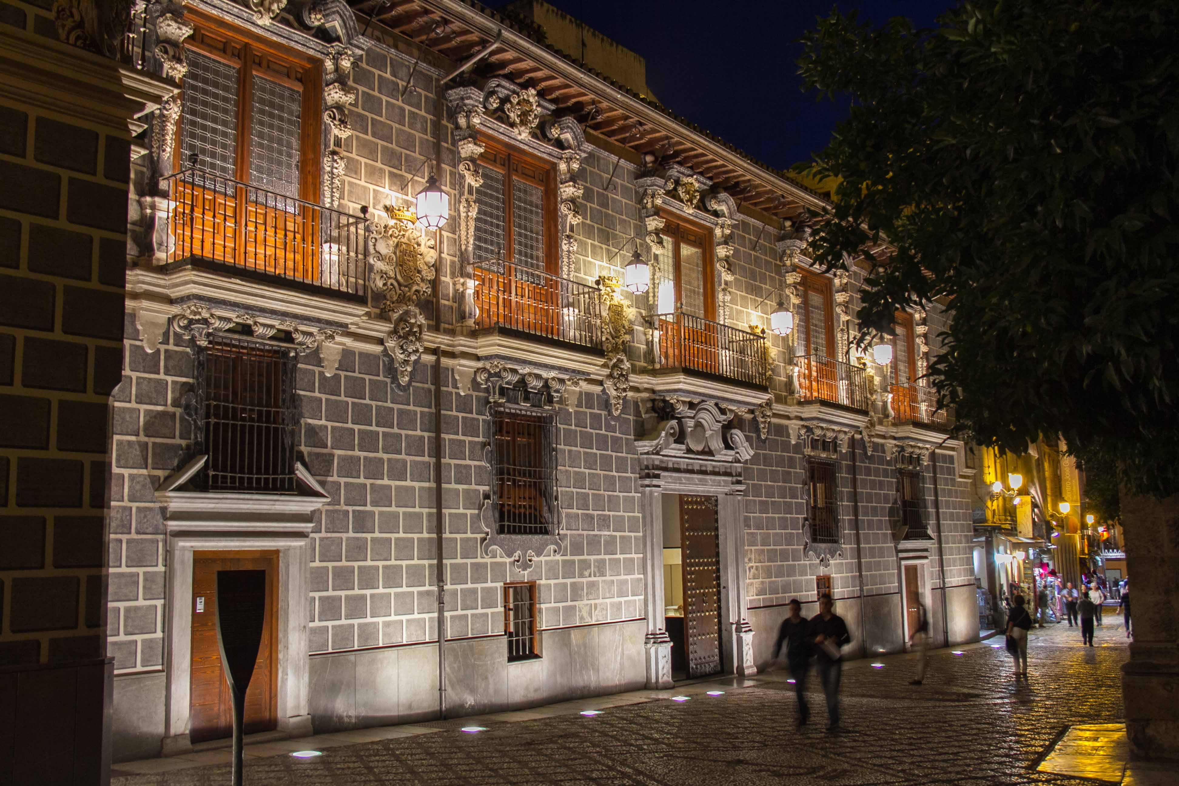 Granada-university-night