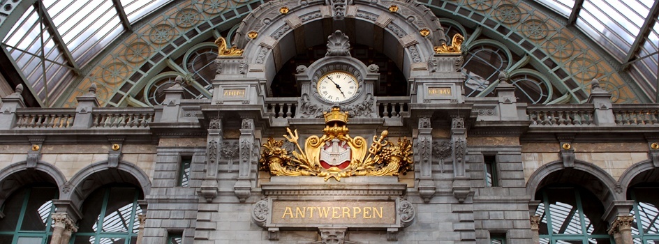 A city day trip to Antwerp, where the thrill starts at the train station 6 | travel memo