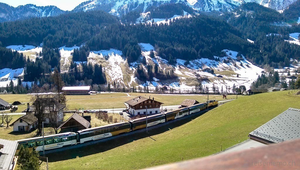 GoldenPass Panoramic Train – between the Bernese Oberland and Lake Geneva 5 | travel memo