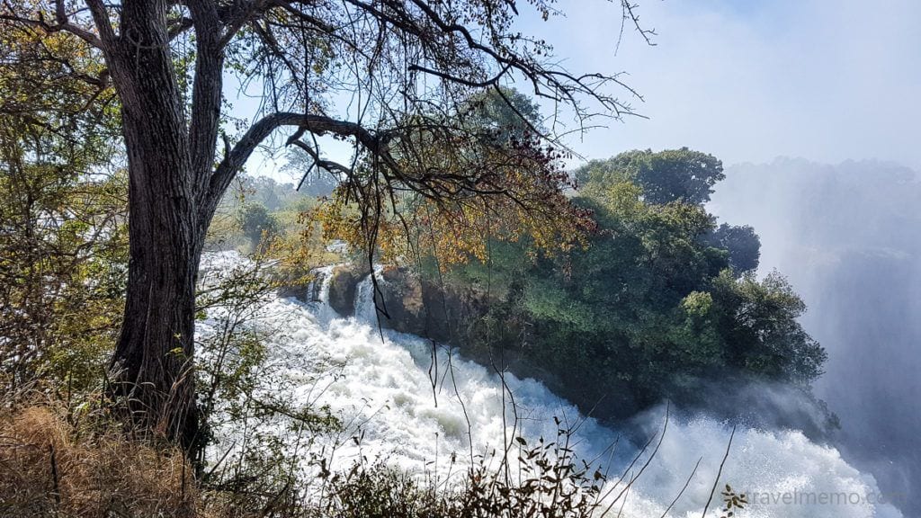 Victoria Falls - nonstop water, water everywhere! 2 | travel memo