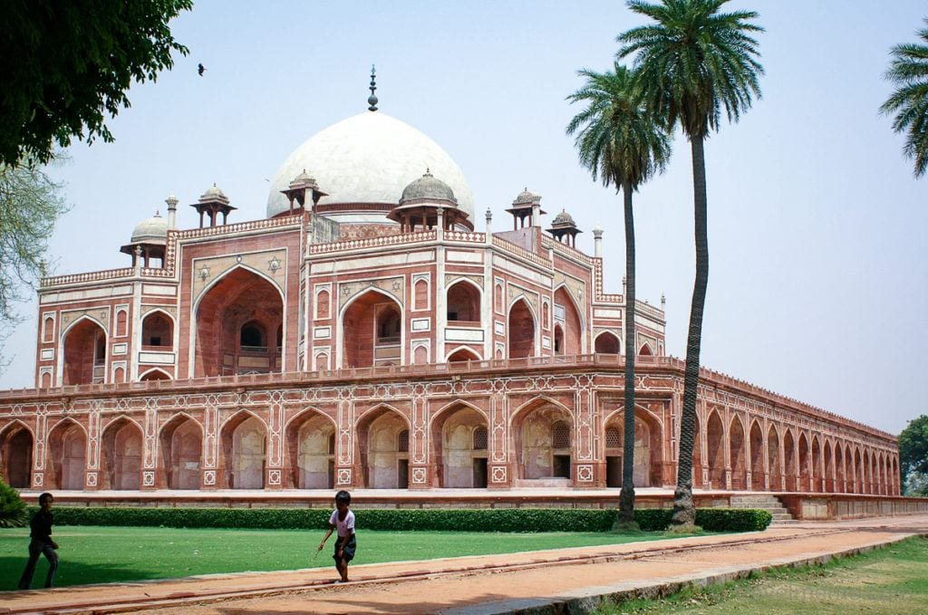 Humayun’s Tomb and playing kids in Delhi, India