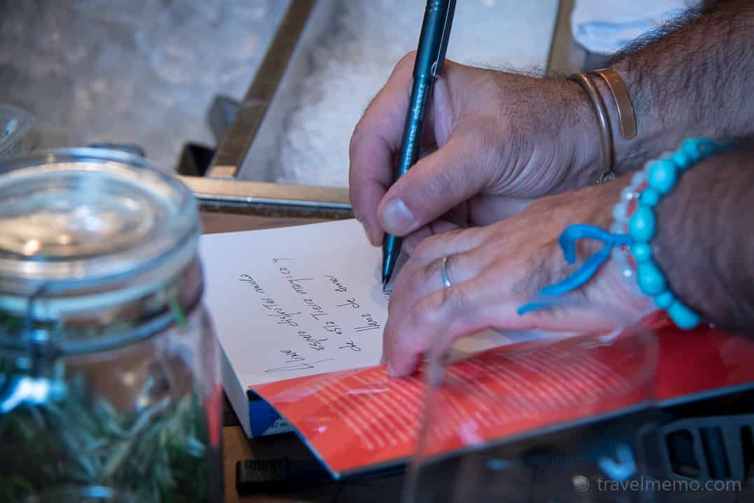 Tato Giovannoni signing his book